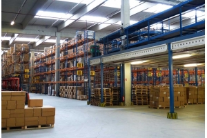 佛山五金配件發貨到俄羅斯